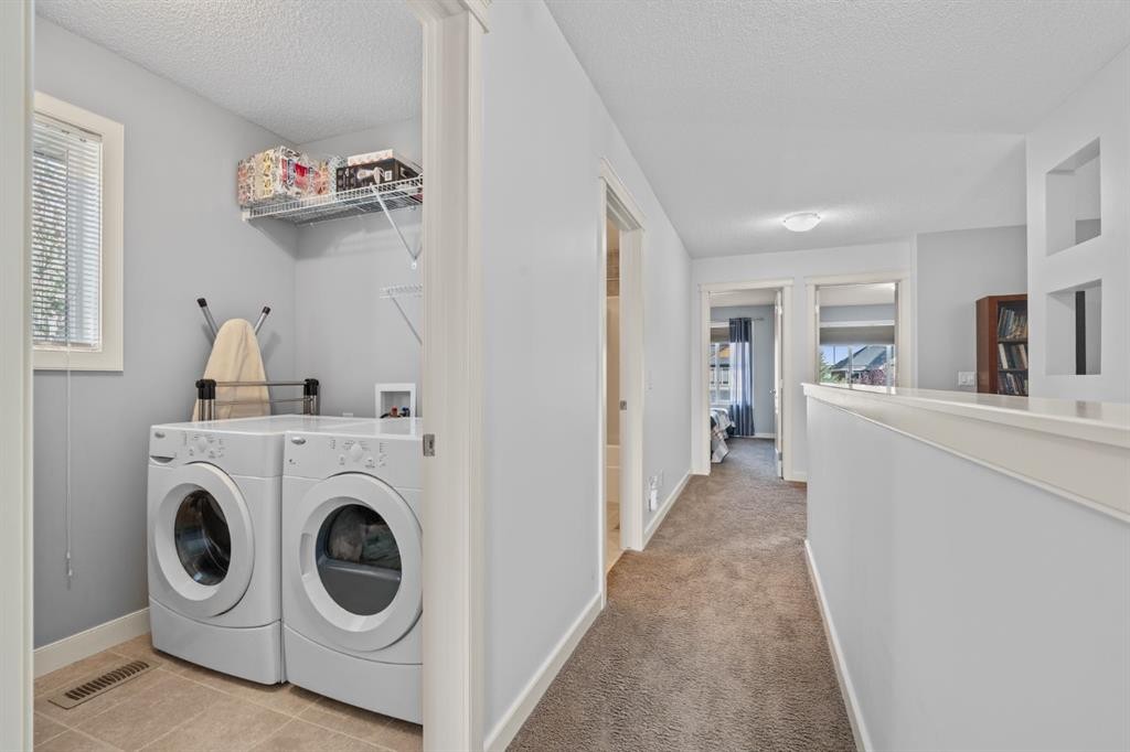 28 Evansview Manor Nw, Calgary, AB