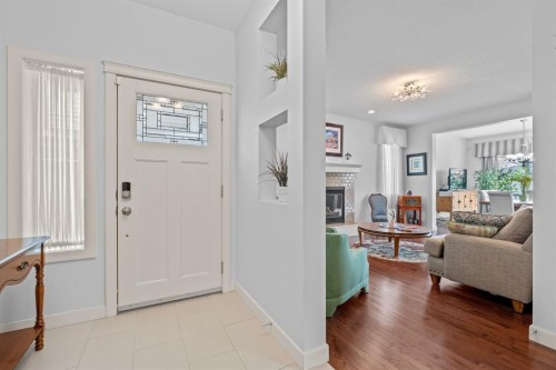 28 Evansview Manor Nw, Calgary, AB 