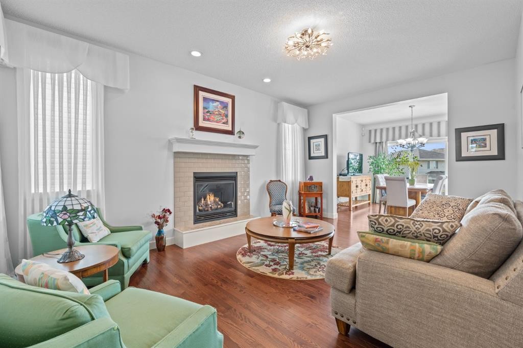 28 Evansview Manor Nw, Calgary, AB
