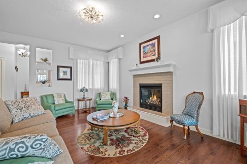 28 Evansview Manor Nw, Calgary, AB 