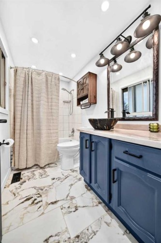 136 Templehill Drive Ne, Calgary, AB 