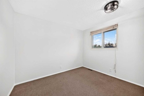 136 Templehill Drive Ne, Calgary, AB 