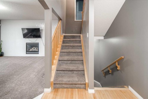 73 Evansbrooke Way Nw, Calgary, AB 