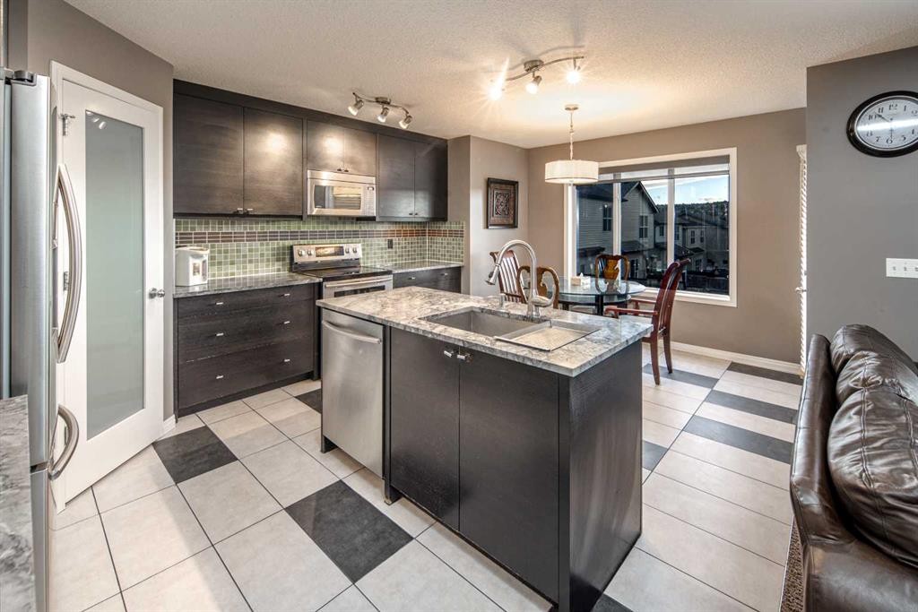 73 Evansbrooke Way Nw, Calgary, AB