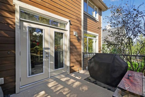 12 Crestridge Rise Sw, Calgary, AB 