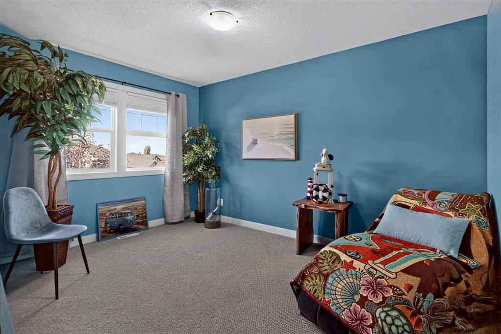 12 Crestridge Rise Sw, Calgary, AB