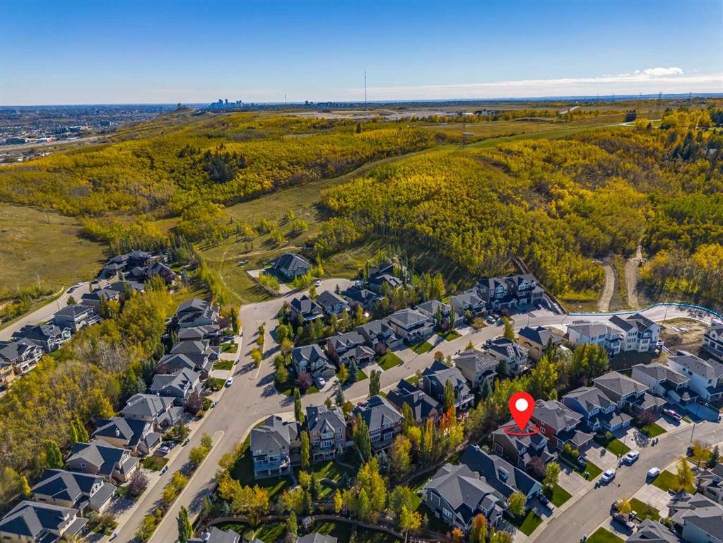 12 Crestridge Rise Sw, Calgary, AB