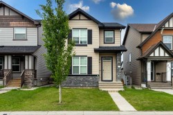 238 Skyview Point Road NE  Calgary, AB T3N 0K7