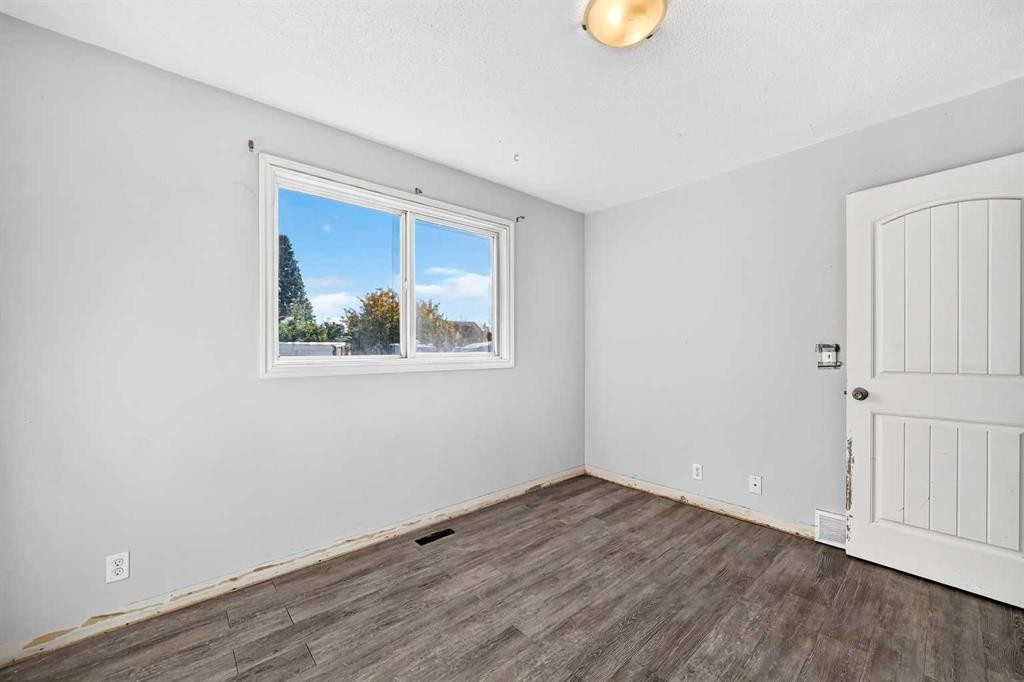 143 Rundleson Way Ne, Calgary, AB