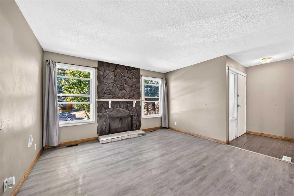 143 Rundleson Way Ne, Calgary, AB