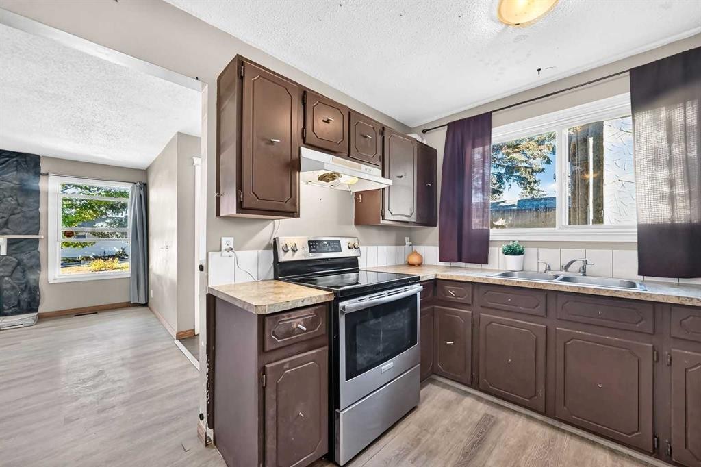 143 Rundleson Way Ne, Calgary, AB