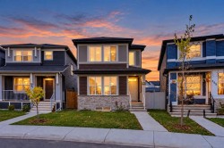 101 Corner Ridge Mews NE Calgary, AB T3N 1X4