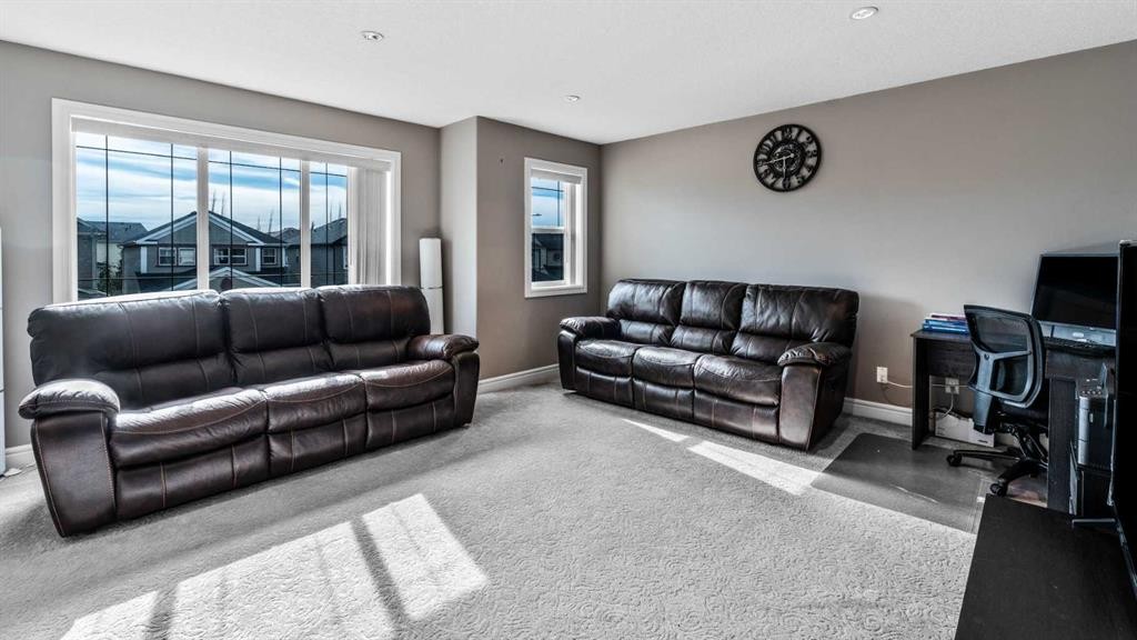 62 Copperleaf Terrace Se, Calgary, AB