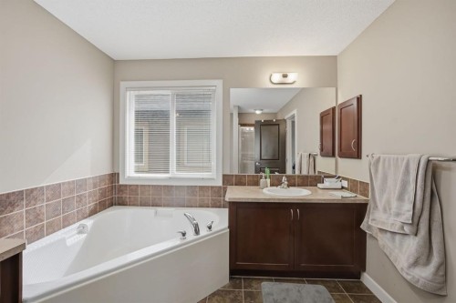 358 Skyview Ranch Way Ne, Calgary, AB 