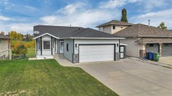 123 Riverview Circle Cochrane, AB T4C 1K5