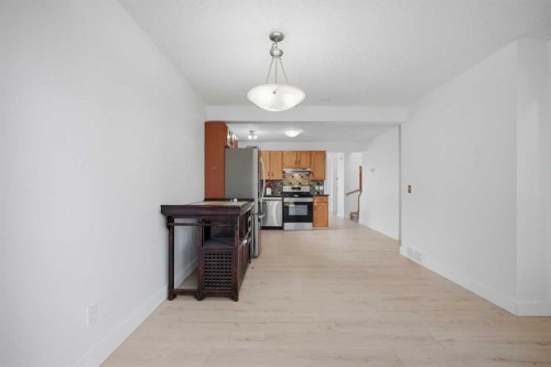 11 Coventry Lane Ne, Calgary, AB 