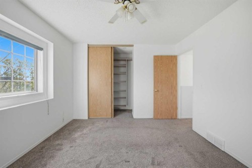 11 Coventry Lane Ne, Calgary, AB 