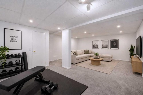11 Coventry Lane Ne, Calgary, AB 