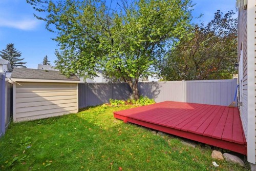 11 Coventry Lane Ne, Calgary, AB 