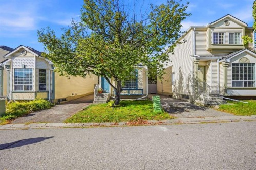 11 Coventry Lane Ne, Calgary, AB 