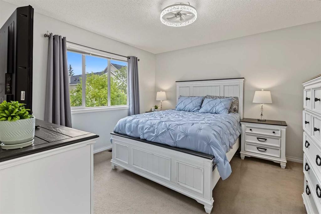 16 Evansbrooke Rise Nw, Calgary, AB