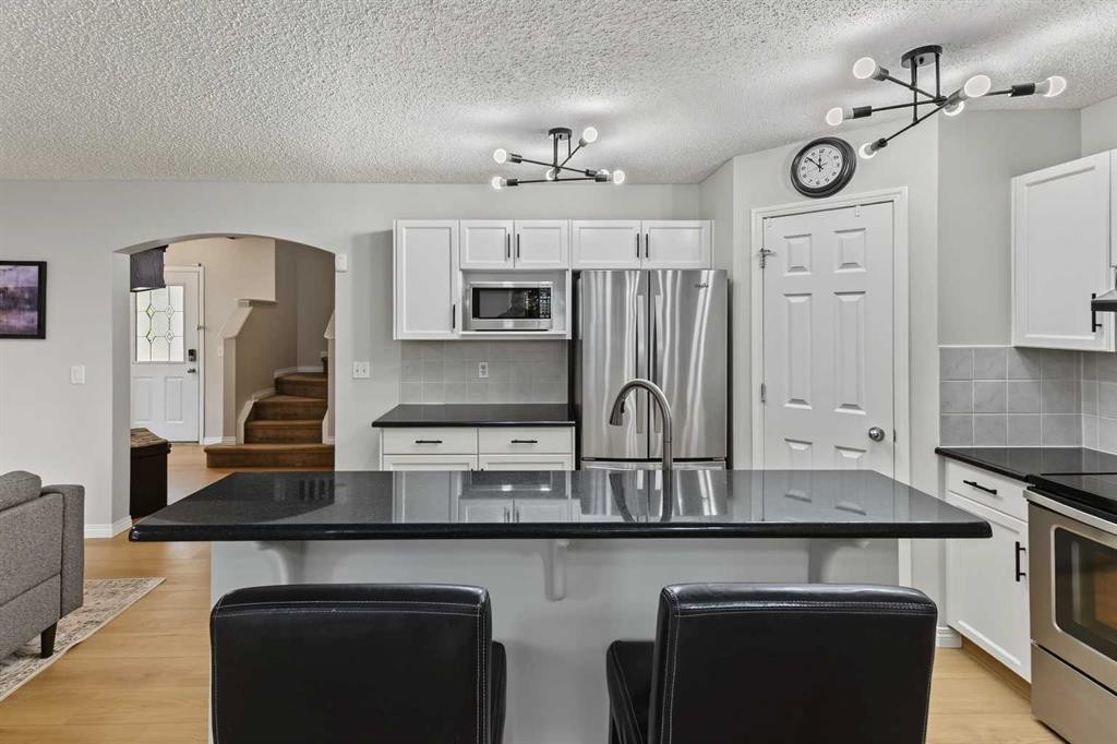 16 Evansbrooke Rise Nw, Calgary, AB