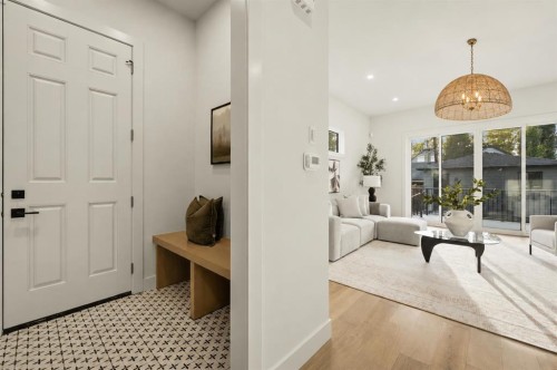 727 15 Street Nw, Calgary, AB 