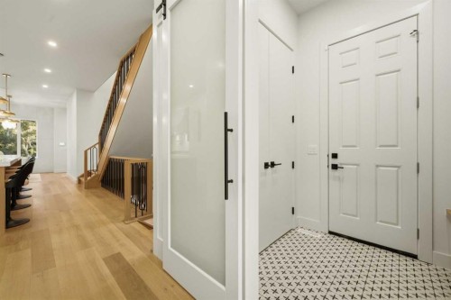 727 15 Street Nw, Calgary, AB 