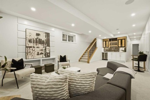 727 15 Street Nw, Calgary, AB 