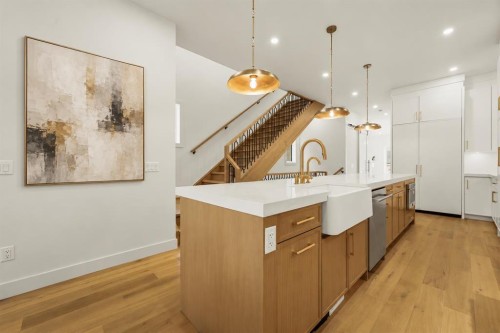 727 15 Street Nw, Calgary, AB 