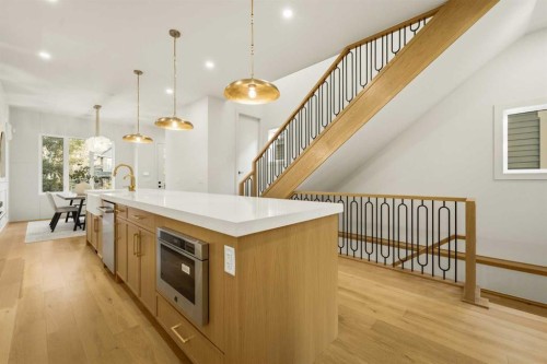 727 15 Street Nw, Calgary, AB 