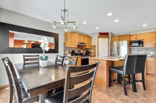 26 Cranwell Manor Se, Calgary, AB 