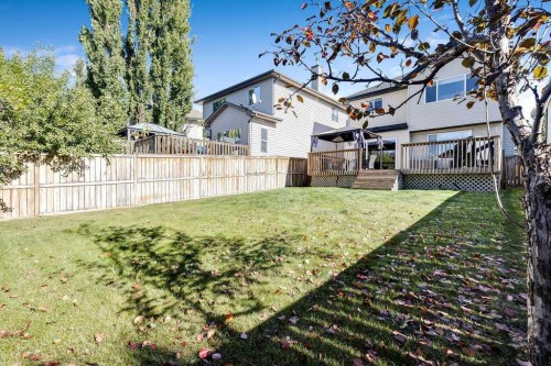 26 Cranwell Manor Se, Calgary, AB 