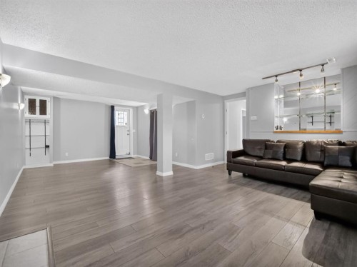 640 Maidstone Drive Ne, Calgary, AB 