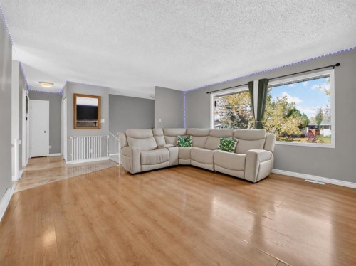 640 Maidstone Drive Ne, Calgary, AB 