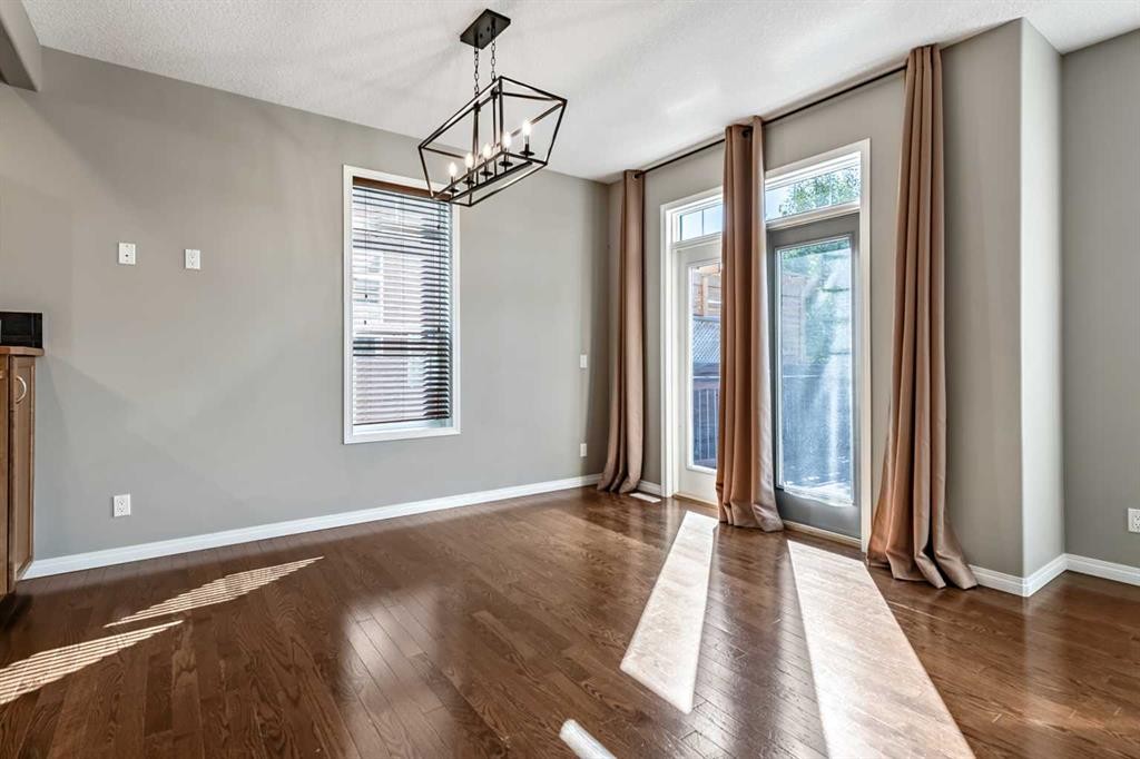29 Mahogany View Se, Calgary, AB