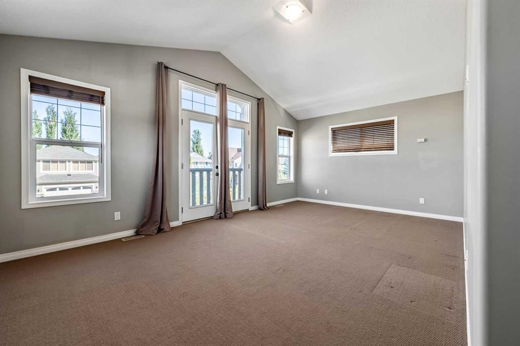 29 Mahogany View Se, Calgary, AB