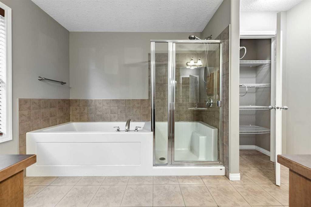 29 Mahogany View Se, Calgary, AB