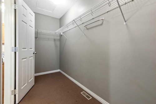 29 Mahogany View Se, Calgary, AB 