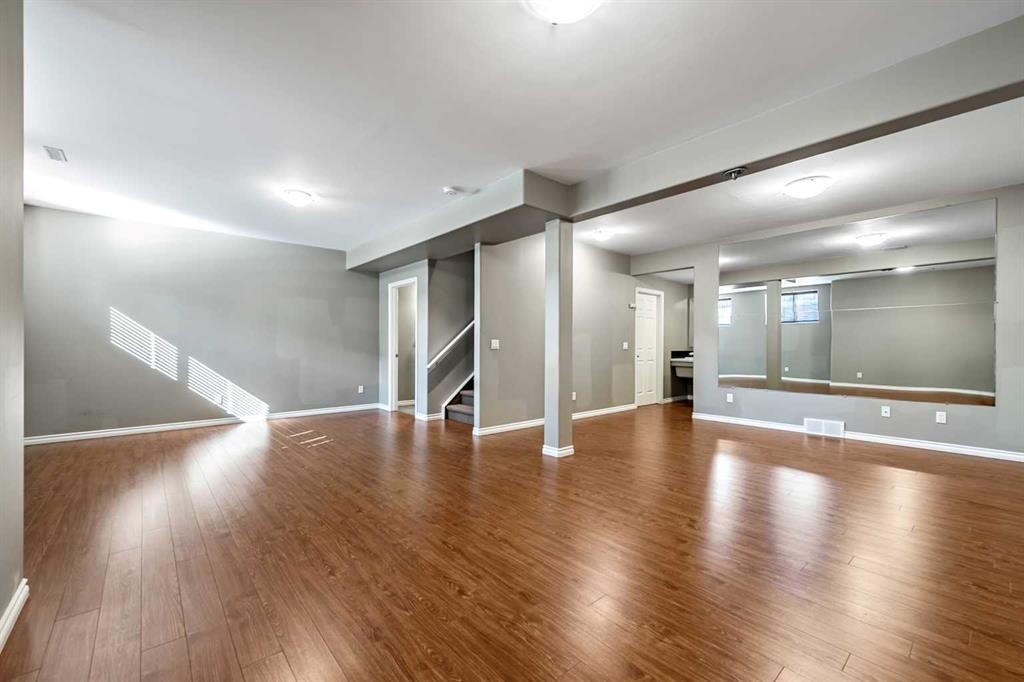 29 Mahogany View Se, Calgary, AB