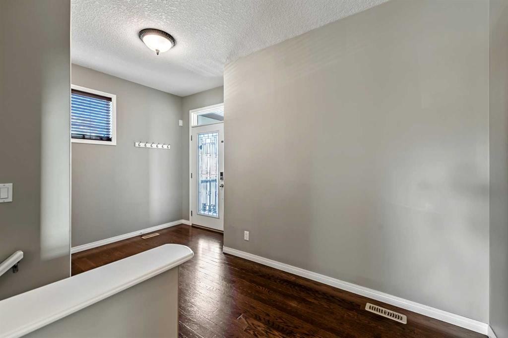 29 Mahogany View Se, Calgary, AB