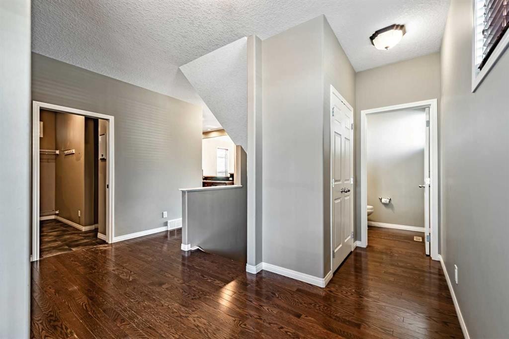 29 Mahogany View Se, Calgary, AB