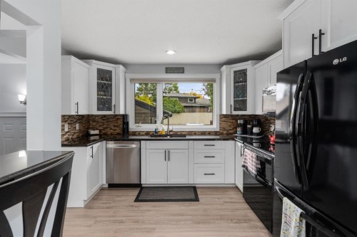 328 19 Street Ne, Calgary, AB 