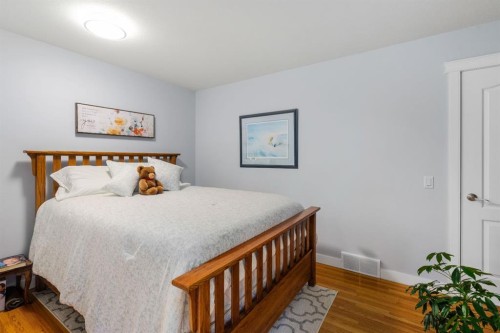 328 19 Street Ne, Calgary, AB 