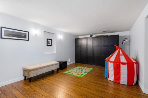 328 19 Street Ne, Calgary, AB 
