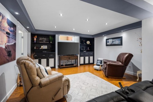 328 19 Street Ne, Calgary, AB 