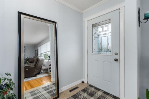 328 19 Street Ne, Calgary, AB 