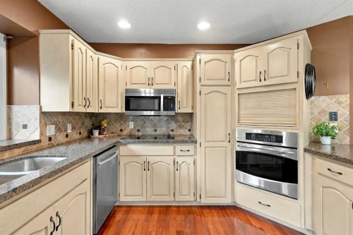 21 Mt Robson Close Se, Calgary, AB 