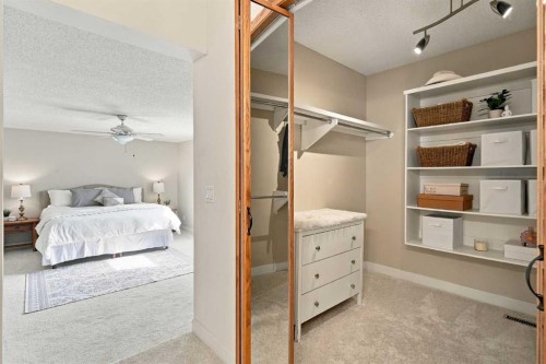 21 Mt Robson Close Se, Calgary, AB 