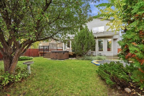 21 Mt Robson Close Se, Calgary, AB 